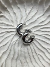 Lade das Bild in den Galerie-Viewer, Silver Extra Chunky Hoops
