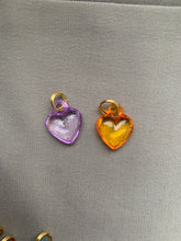 Lade das Bild in den Galerie-Viewer, Heart key charms
