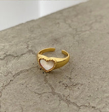 Lade das Bild in den Galerie-Viewer, Heart Ring
