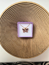 Lade das Bild in den Galerie-Viewer, Butterfly Necklace
