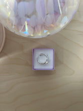 Lade das Bild in den Galerie-Viewer, Silver Duffy Ring
