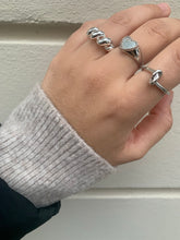 Lade das Bild in den Galerie-Viewer, Silver Knot ring
