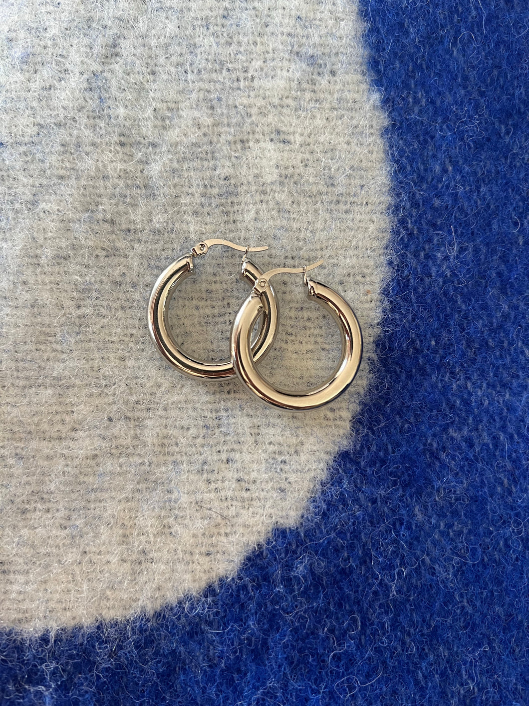 Silver Chunky Classic Hoops